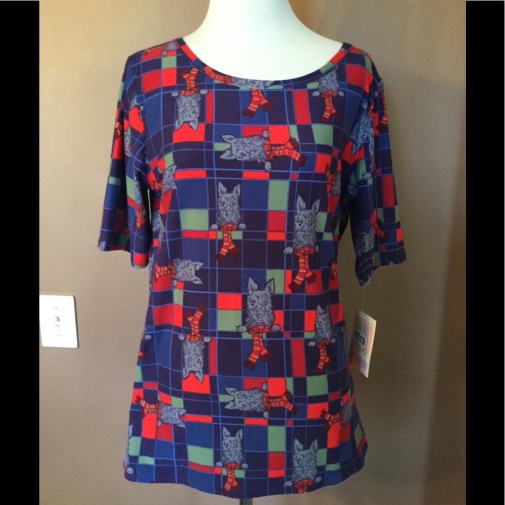 LulaRoe “ Gigi “ Top
